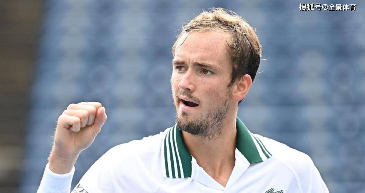 包含CLG碾压FLY，Xiaohu完成史诗逆转鏖战多局成都决赛之夜，强势挺进下一轮的词条