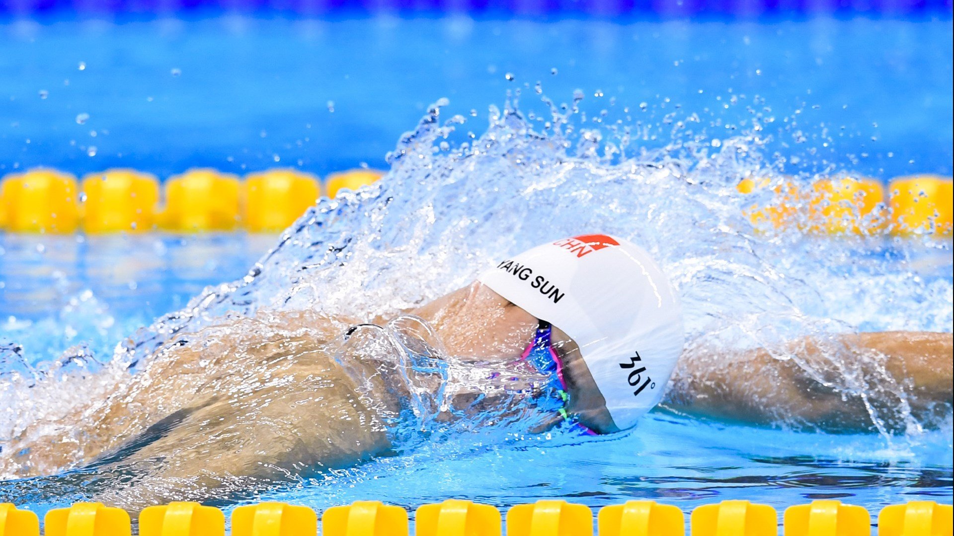 五岔路口的铁塔，哈兰德用一场决赛告诉世界，何为现代锋霸的终极答案