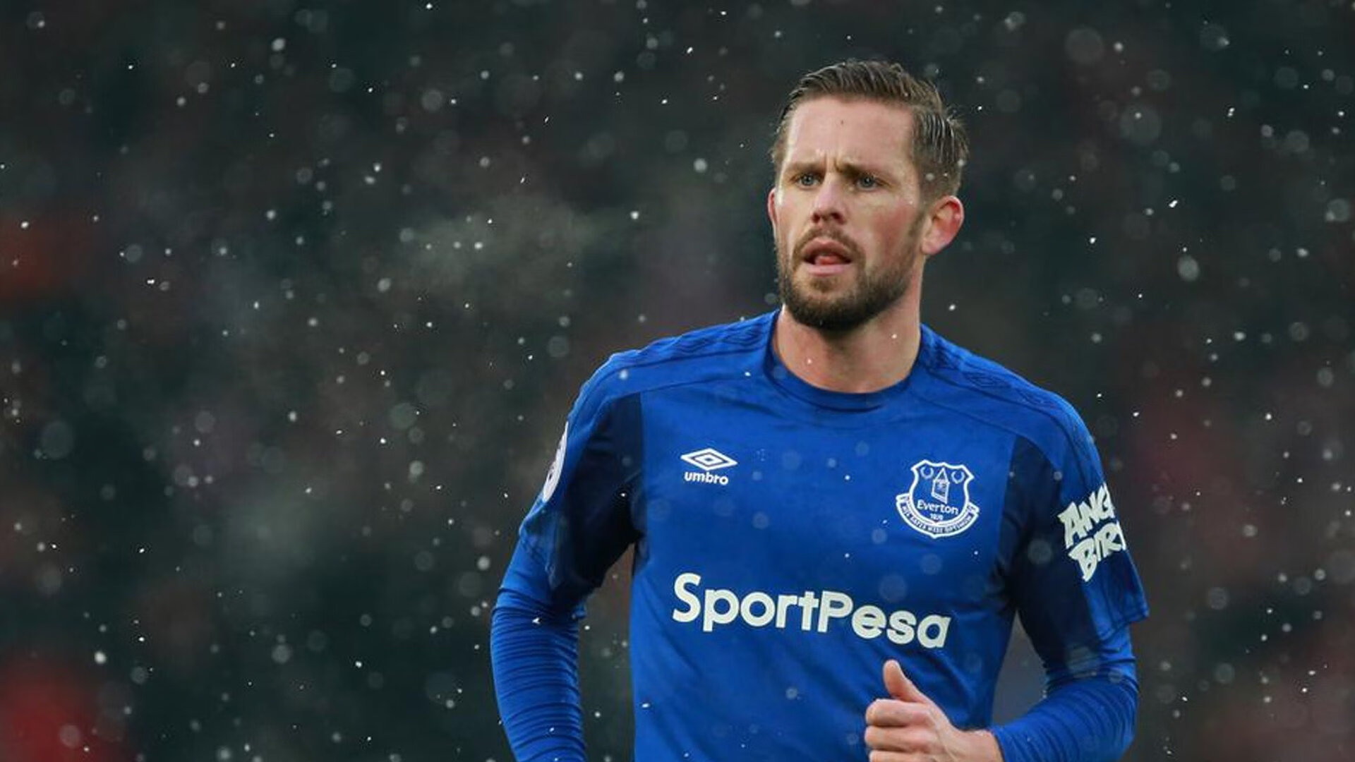 加勒比黑马逆袭！洪都拉斯争冠战掀翻克罗地亚，赖斯一球封神