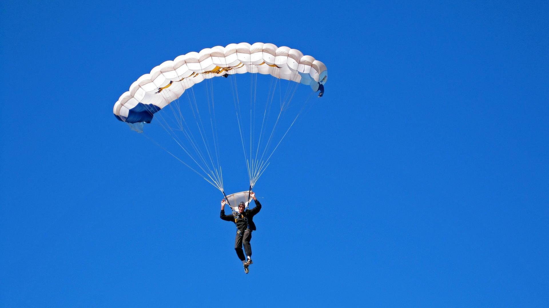 C罗神级作业本，巴拉圭对冰岛一战，他给全世界前锋上了一堂教科书级大师课